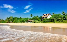 Talalla Bay Beach